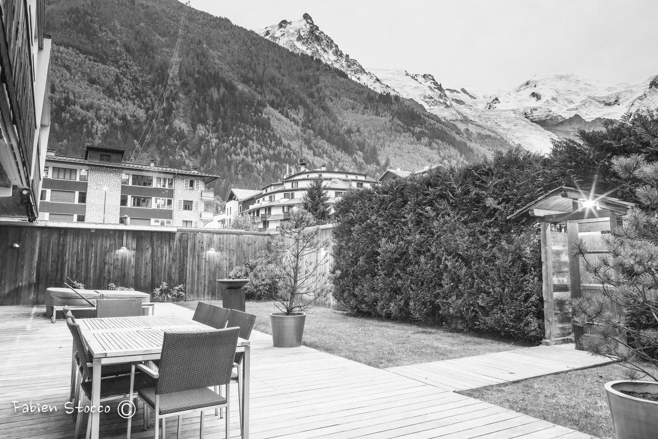 Apartment Au Bon Coin - Luxury Chamonix Hidden Haven, Mont Blanc View, Hot Tub And Garden Zimmer foto